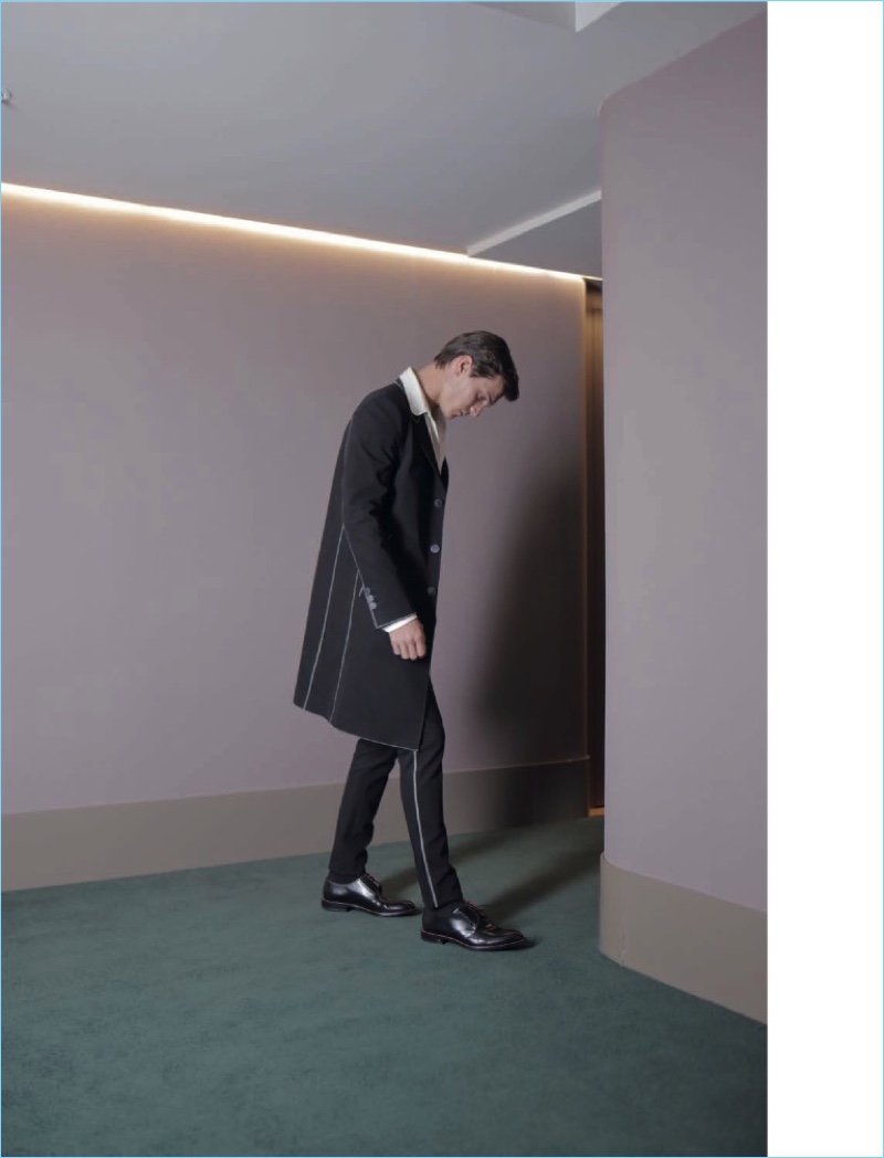 Suits: Vincent LaCrocq Dons Sleek Numbers for Forbes España