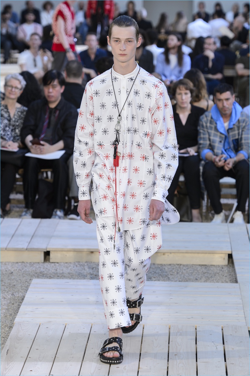 Alexander McQueen Spring/Summer 2018 Men's Collection