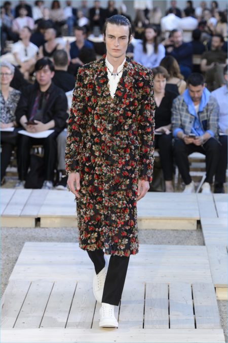 Alexander McQueen Spring Summer 2018 Mens Collection 032