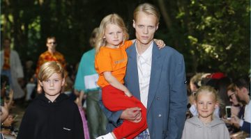 Balenciaga Courts the Family Man with Spring '18 Collection Balenciaga Courts the Family Man with Spring '18 Collection