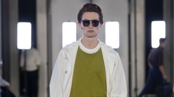 Cerruti 1881 Pays a Nod to 'Miami Vice' for Spring '18 Collection Cerruti 1881 presents its spring-summer 2018 men's collection during Paris Fashion Week.