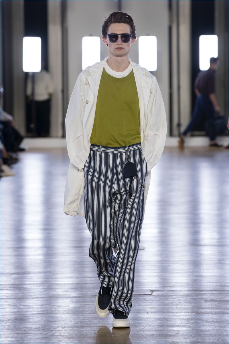 Cerruti 1881 presents its spring-summer 2018 men's collection during Paris Fashion Week. » Cerruti 1881 Pays a Nod to 'Miami Vice' for Spring '18 Collection Cerruti 1881 presents its spring-summer 2018 men's collection during Paris Fashion Week.