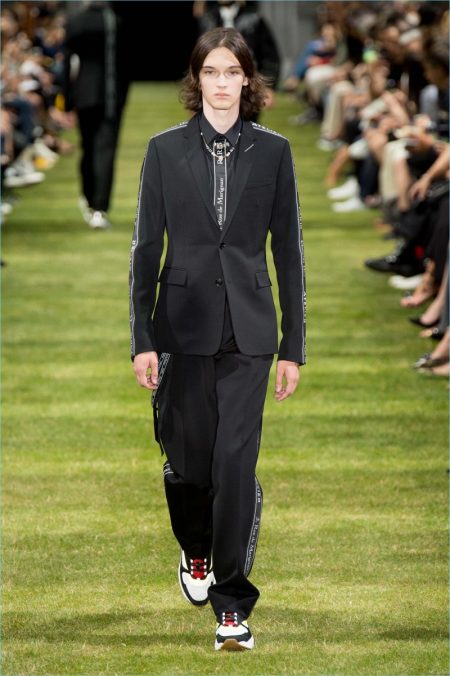 Dior Homme Spring Summer 2018 Collection 010