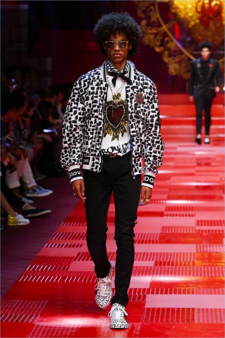 King of Hearts: Dolce & Gabbana Unveils Spring '18 Collection