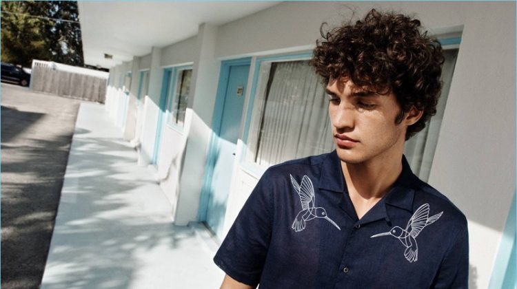 Summer Undone: H&M Showcases Relaxed Style