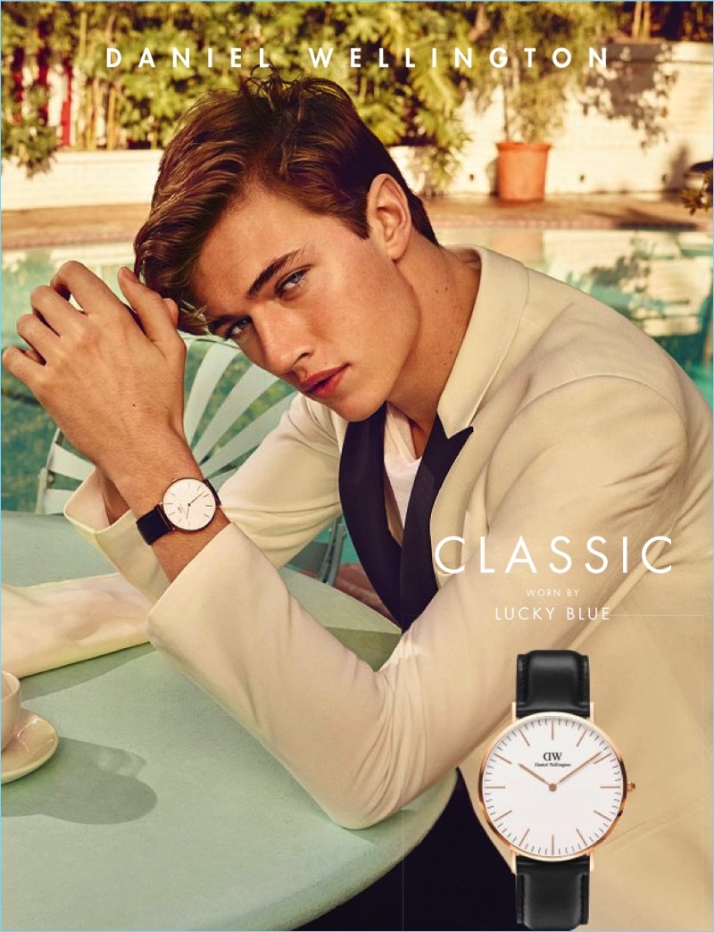 Lucky Blue Smith picks up a new campaign with an advertisement for Daniel Wellington.