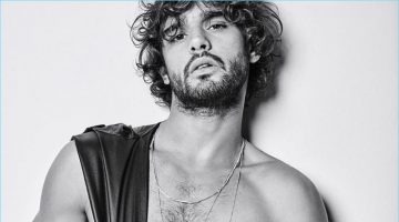Marlon Teixeira Stars in Black & White Campaign for Torinno Marlon Teixeira goes shirtless for Torinno's campaign.