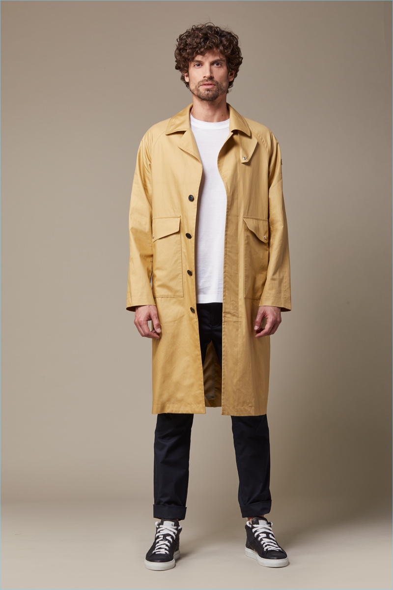 Italian fashion brand Tatras presents its spring-summer 2018 men's collection. » Tatras' Spring '18 Collection Inspiration Takes Us to Dubai Italian fashion brand Tatras presents its spring-summer 2018 men's collection.