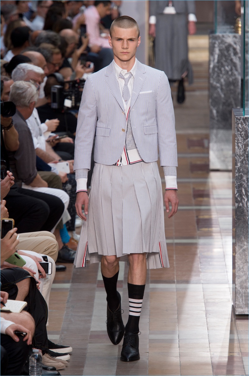 Thom Browne presents its spring-summer 2018 men's collection during Paris Fashion Week. » Men in Skirts: Thom Browne Unveils Spring '18 Collection Thom Browne presents its spring-summer 2018 men's collection during Paris Fashion Week.
