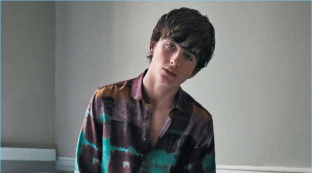 Timothée Chalamet Connects with L'Officiel Hommes Italia Timothée Chalamet wears a Boglioli shirt with Ermenegildo Zegna Couture trousers, and Converse sneakers.