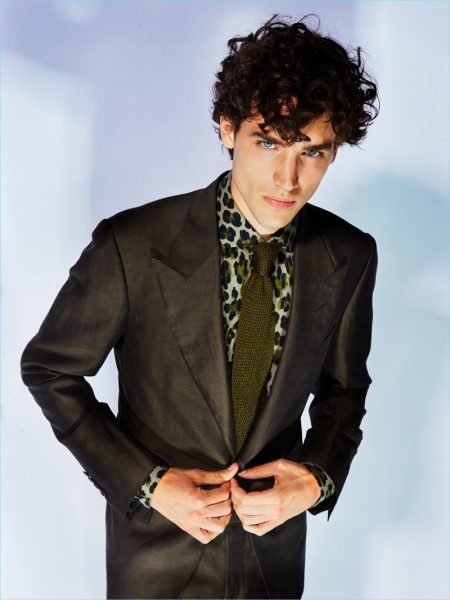 Tom Ford Inspires with Sleek Spring '18 Collection