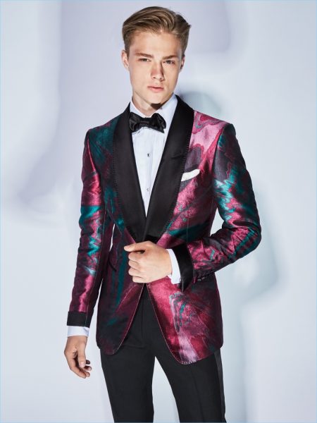 Tom Ford Inspires with Sleek Spring '18 Collection