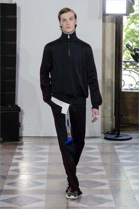 Valentino Spring Summer 2018 Mens Collection 017