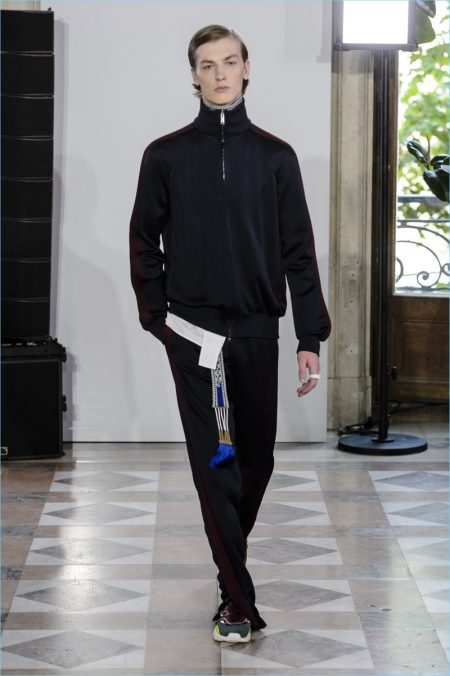 Valentino Spring Summer 2018 Mens Collection 017