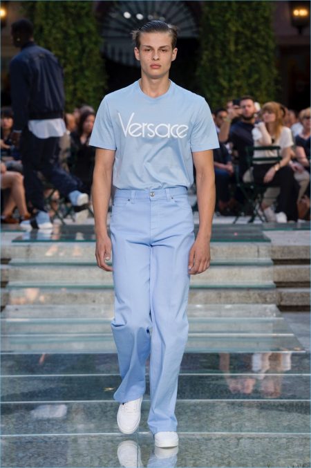 Versace 2018 Spring Summer Mens Runway Collection 013