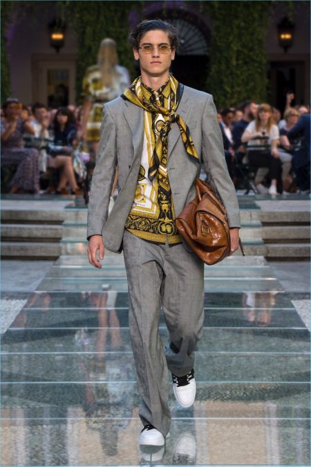 Versace 2018 Spring Summer Mens Runway Collection 023