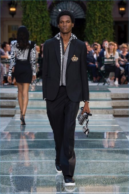 Versace 2018 Spring Summer Mens Runway Collection 034