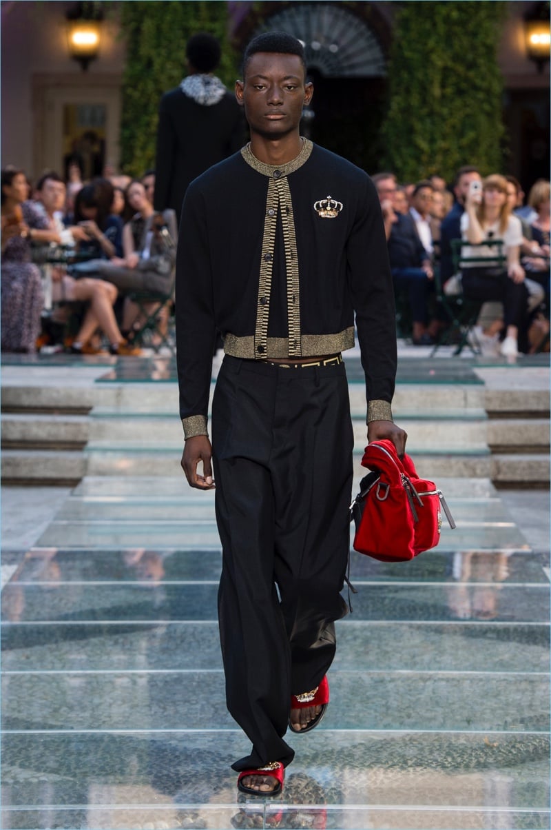 Versace 2018 Spring Summer Mens Runway Collection