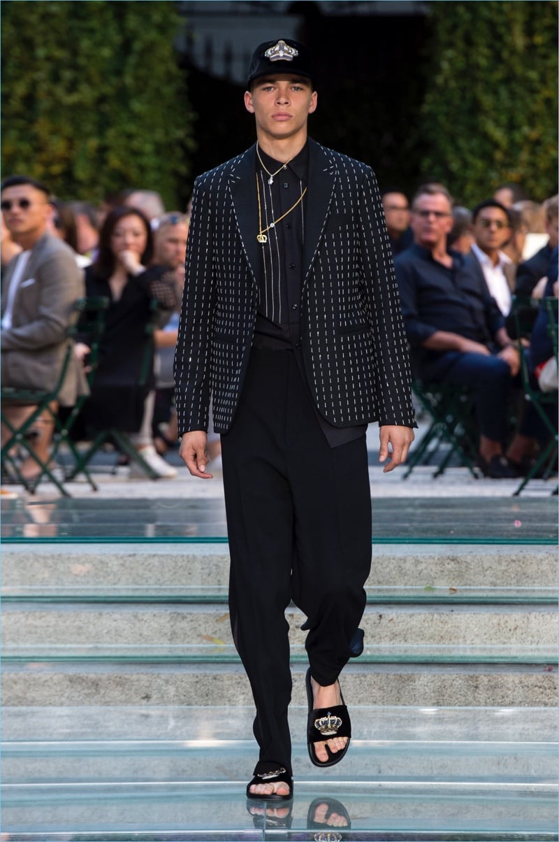 Versace 2018 Spring Summer Mens Runway Collection