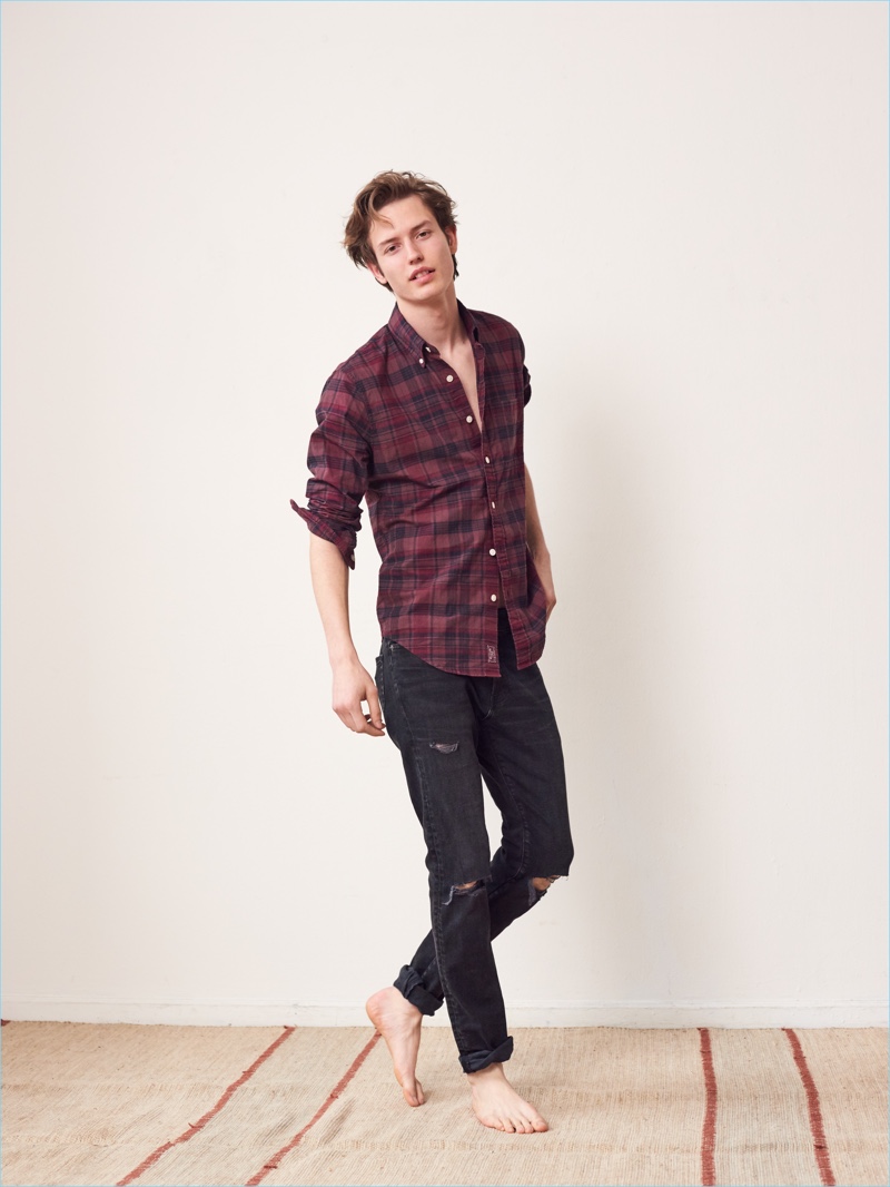Nathan Morgan wears black Abercrombie & Fitch Langdon black slim jeans $49. » Abercrombie & Fitch Relaunches Denim Collections with Revamped Styles Nathan Morgan wears black Abercrombie & Fitch Langdon black slim jeans $49.