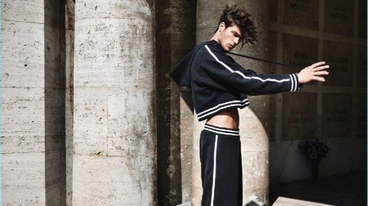 Tra Sacro e Profano: Alessandro Dellisola for Winq