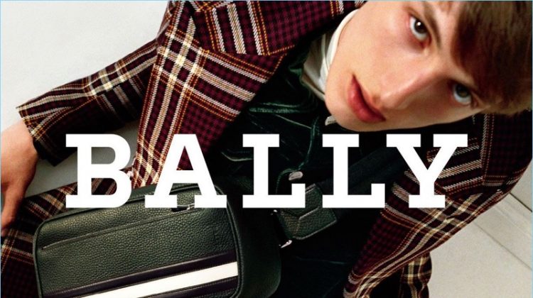 Antoine Duvernois fronts Bally's fall-winter 2017 campaign.
