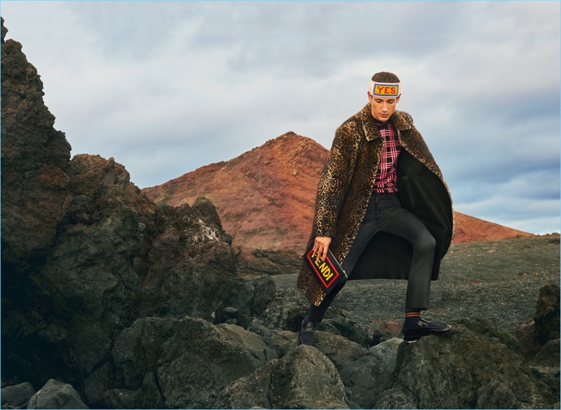 Making a statement in a leopard print coat, Nicolas Ripoll stars in Fendi's fall-winter 2017 men's campaign. » Nicolas Ripoll Heads to Lanzarote for Fendi's Fall '17 Campaign Making a statement in a leopard print coat, Nicolas Ripoll stars in Fendi's fall-winter 2017 men's campaign.