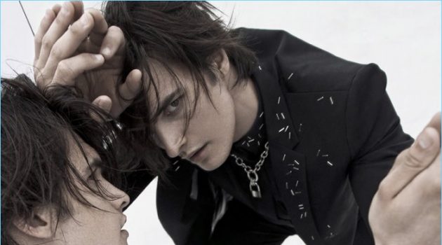 Puertas de Cristal: Matthew Terry Stars in PEPLVM Cover Shoot Puertas de Cristal: Matthew Terry Stars in PEPLVM Cover Shoot