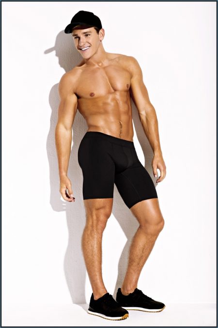 17 Charlie Yoga Short