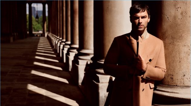 Aidan Turner Fronts Dunhill's Fall '17 Campaign Aidan Turner stars in Dunhill's fall-winter 2017 campaign.