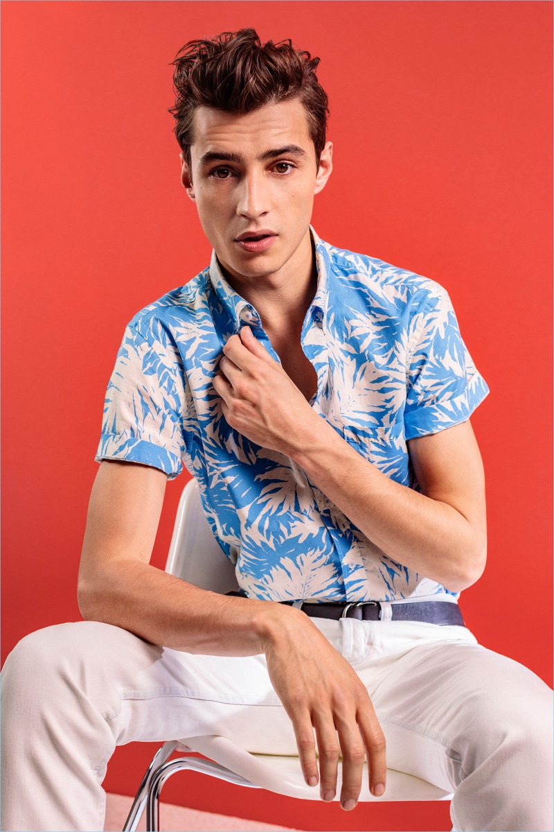 Front and center, Adrien Sahores dons a tropical print shirt for Bensimon's spring-summer 2018 campaign.