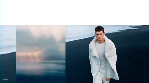 Dirk Bikkembergs Takes to the Outdoors for Fall '17 Campaign Dirk Bikkembergs Takes to the Outdoors for Fall '17 Campaign