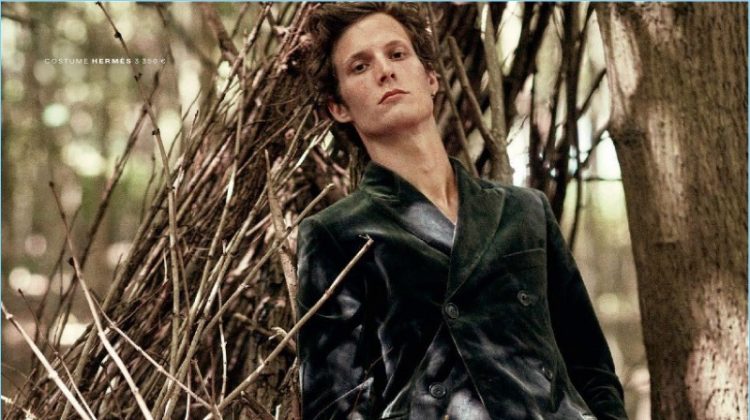L’Idéaliste: Felix Gesnouin Dons Romantic Styles for GQ France