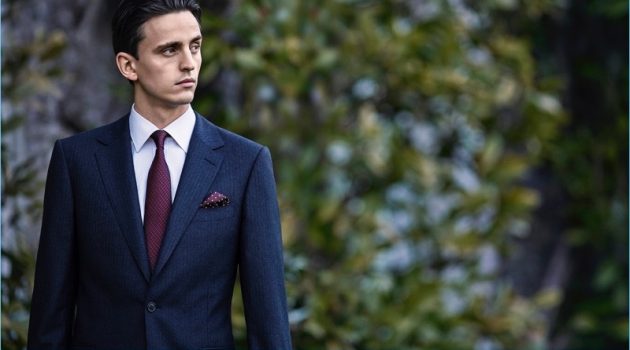Alex Dunstan & Samuel Tingman are Gentleman for Gieves & Hawkes Fall '17 Campaign British model Alex Dunstan stars in Gieves & Hawkes' fall-winter 2017 campaign.