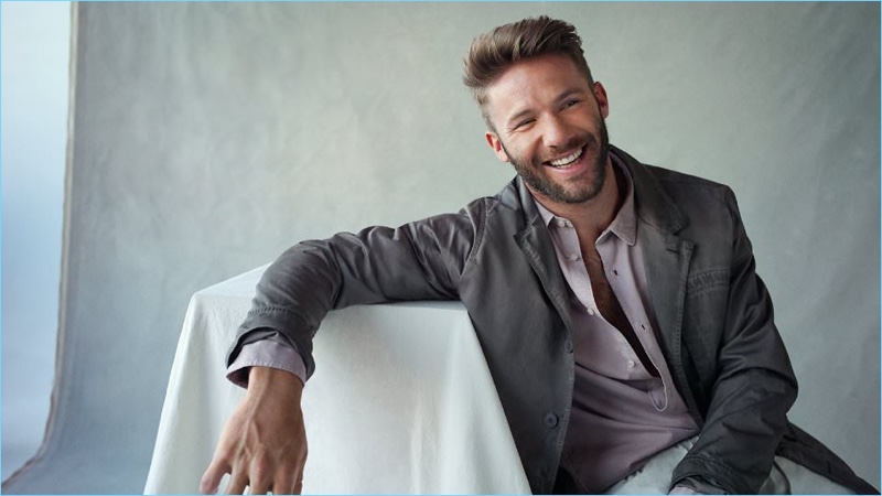 All smiles, Julian Edelman wears a Bottega Veneta blazer with an Officine Generale shirt and Cav Empt trousers.