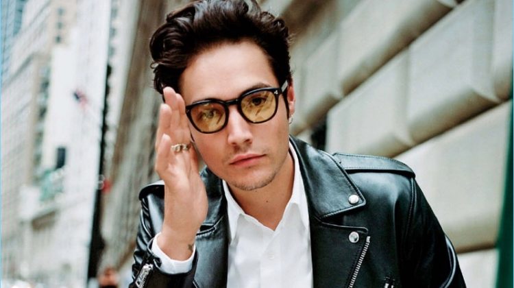 Una Cita: Levi Dylan Brings Effortless Cool to L’Officiel Hommes España Cover Story