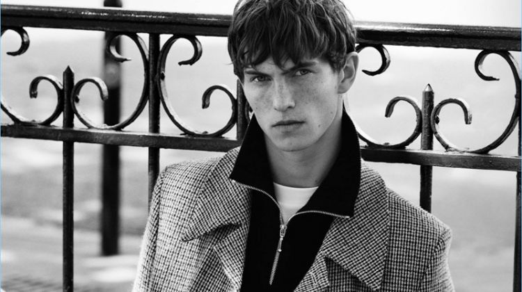 Luc Defont-Saviard fronts Sandro's fall-winter 2017 campaign.