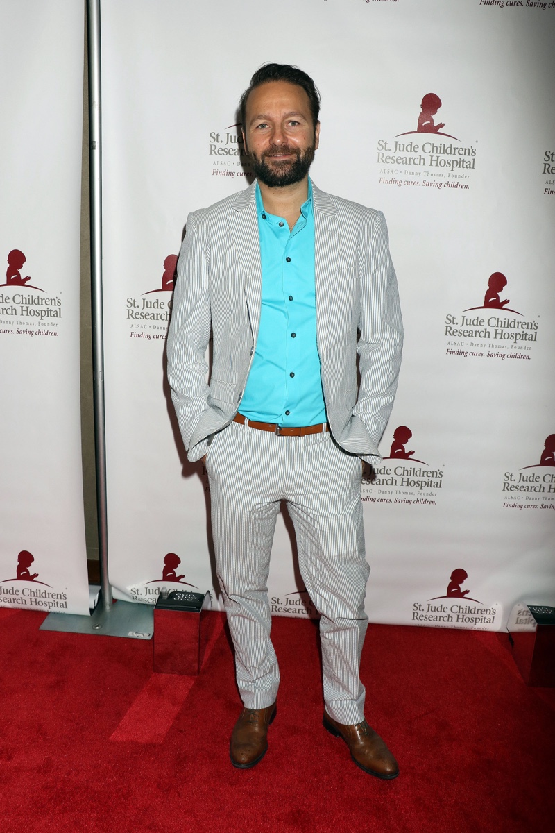 Chic, Suave & Stylish Poker Aficionados – The Fashionisto