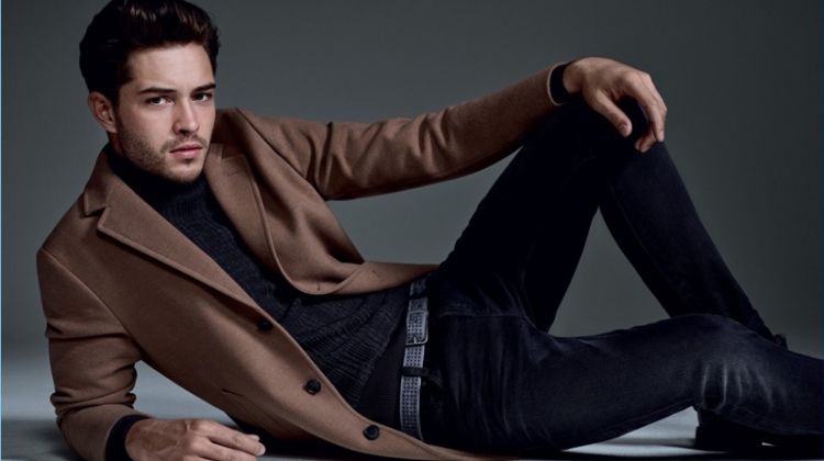 Ready for fall, Francisco Lachowski fronts Liu Jo Uomo's new campaign.