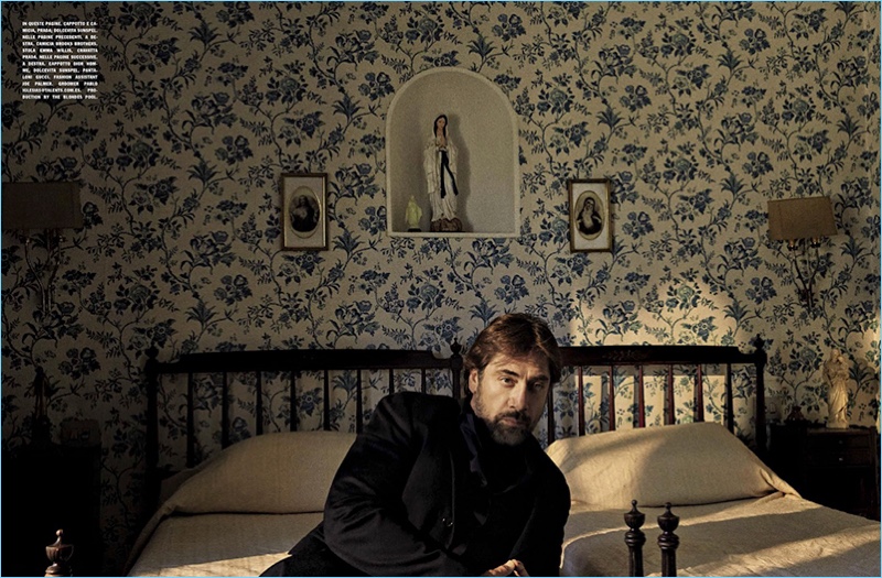 Relaxing, Javier Bardem dons a Prada shirt and jacket with a Sunspel turtleneck. » Javier Bardem Covers L'Uomo Vogue, Talks Mother! & Jennifer Lawrence Relaxing, Javier Bardem dons a Prada shirt and jacket with a Sunspel turtleneck.