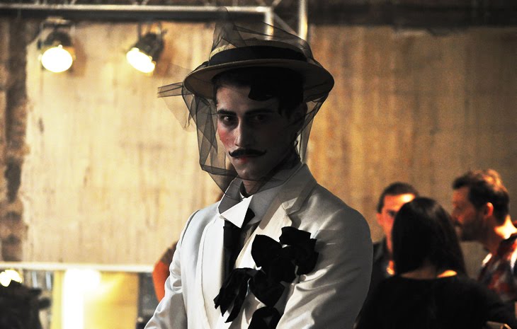 Backstage: John Galliano Spring/Summer 2011 » Men's Fashion: Where's the Drama? Backstage: John Galliano Spring/Summer 2011