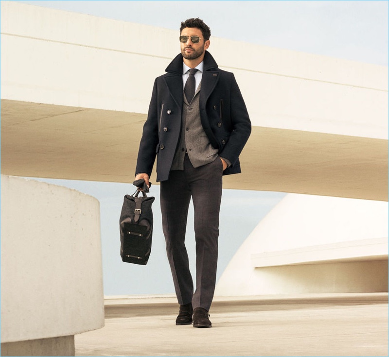 Noah Mills models smart tailoring for Pedro del Hierro's fall-winter 2017 campaign.