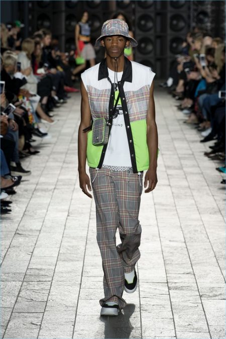 Versus Versace Spring Summer 2018 Mens Runway Collection 005