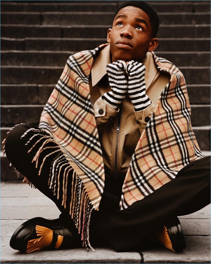 Montell Martin wears a Burberry check scarf for the brand's fall-winter 2017 campaign.