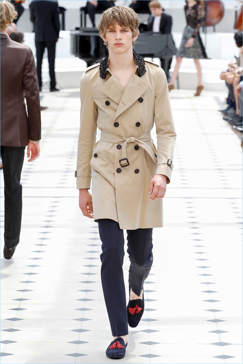 Christopher Bailey's Contemporary Take on Burberry's Iconic Trench Coat ...
