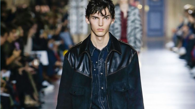 Clare Waight Keller Makes Givenchy Men’s Debut with Spring ’18 Collection