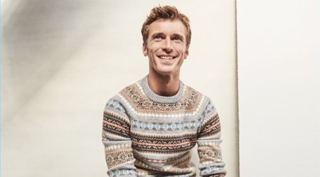 Essential Update: J.Crew Champions Smart Casual Style All smiles, Clément Chabernaud dons J.Crew's fairisle sweater. The French model also wears J.Crew 484 slim-fit corduroy pants and Red Wing chukka boots.