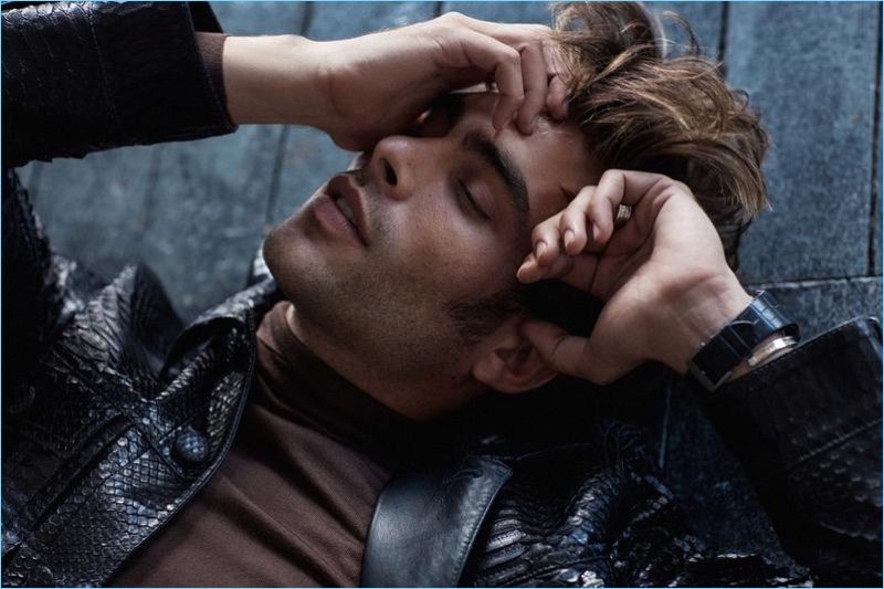 Jon Kortajarena stars in a new cover shoot for Glass magazine.