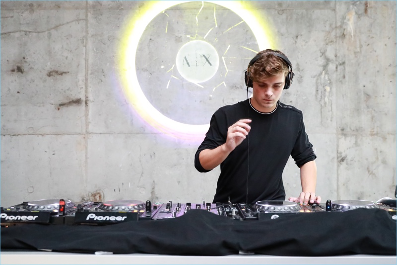 Connecting with Armani Exchange, Martin Garrix performs at the Skylight Modern in New York City. » Martin Garrix Rocks Armani Exchange for New York Event Connecting with Armani Exchange, Martin Garrix performs at the Skylight Modern in New York City.
