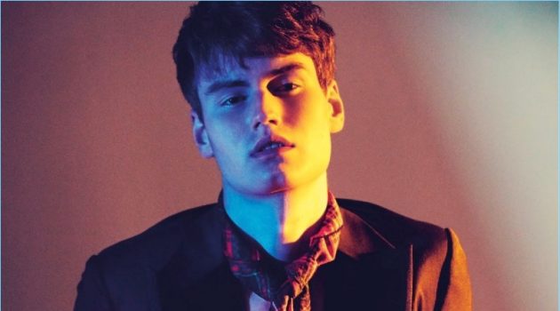 Moritz Hau Spends a Lazy Evening with August Man Moritz Hau Spends a Lazy Evening with August Man